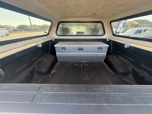 Used 2016 Toyota Tundra SR5 image 9