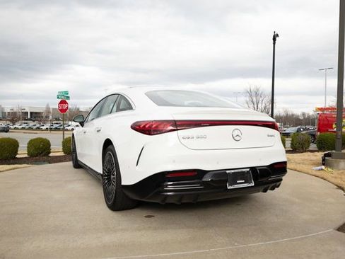 Certified 2022 Mercedes-Benz EQS 580 4MATIC Sedan image 6