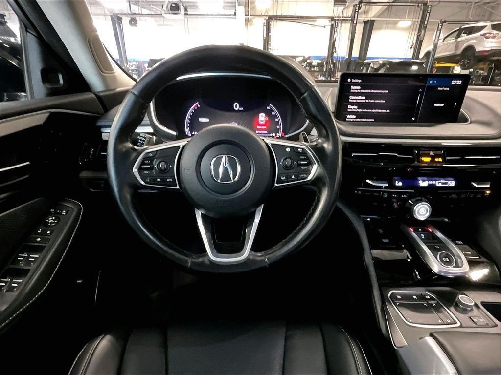 Used 2023 Acura MDX w/ Technology Package AWD/4WD image 18