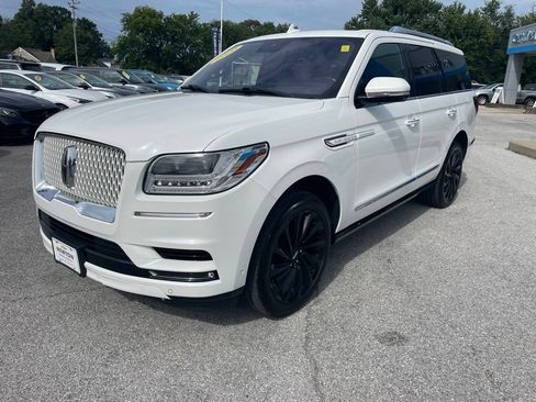 Used 2020 Lincoln Navigator Reserve w/ Equipment Group 208A Reserve AWD/4WD image 3