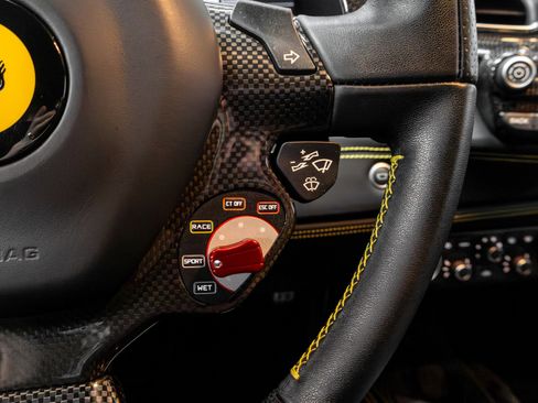 Used 2018 Ferrari 488 GTB RWD image 58
