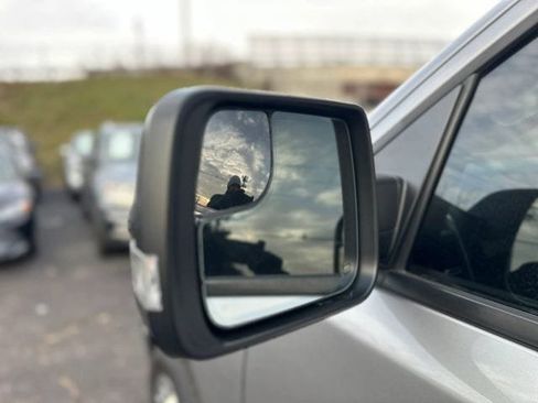 Used 2019 RAM 1500 Big Horn image 15