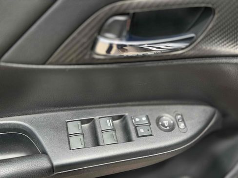 Used 2017 Honda Accord Sport image 14