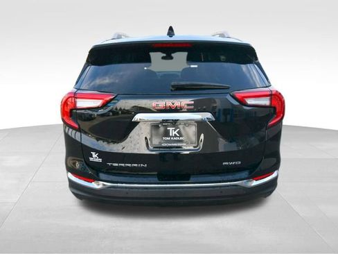 Used 2023 GMC Terrain SLT AWD/4WD image 5