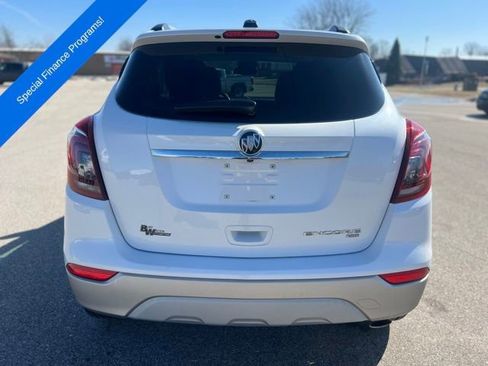 Used 2021 Buick Encore Preferred image 5
