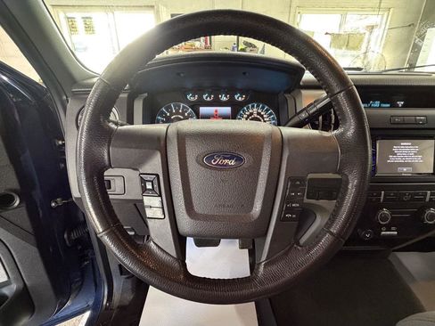 Used 2011 Ford F150 XLT w/ XLT Chrome Pkg image 10