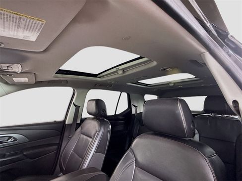 Used 2018 Chevrolet Traverse Premier w/ Redline Edition image 17