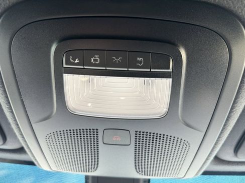 Used 2024 Mercedes-Benz Sprinter 144 Cargo image 32