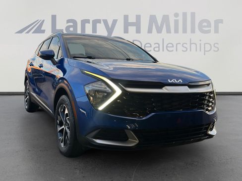 Used 2023 Kia Sportage EX image 8