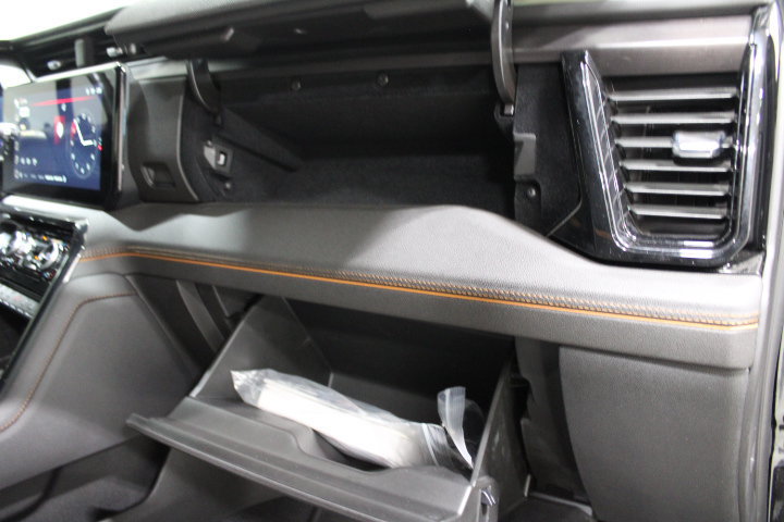 Used 2022 GMC Sierra 1500 AT4 w/ AT4 Premium Package AWD/4WD image 29
