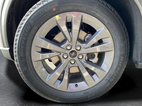 New 2026 Ford Explorer Active w/ Active Comfort Package image 34