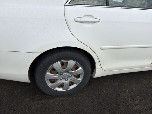 Used 2009 Toyota Camry FWD image 4