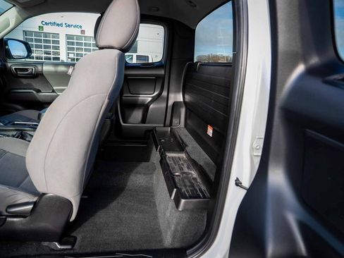 Used 2023 Toyota Tacoma SR image 12