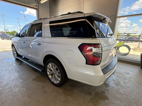 Used 2019 Ford Expedition Max Platinum AWD/4WD image 3