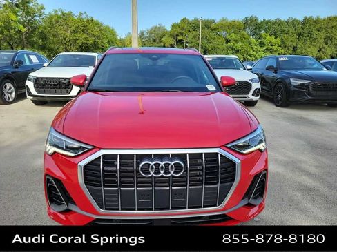 Certified 2025 Audi Q3 2.0T Premium w/ Convenience Package AWD/4WD image 6