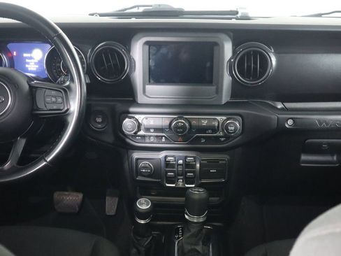 Used 2021 Jeep Wrangler Unlimited Sport image 14