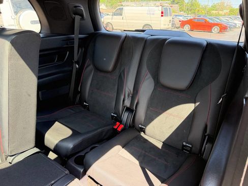 Used 2021 Mercedes-Benz GLB 250 4MATIC w/ AMG Line image 22