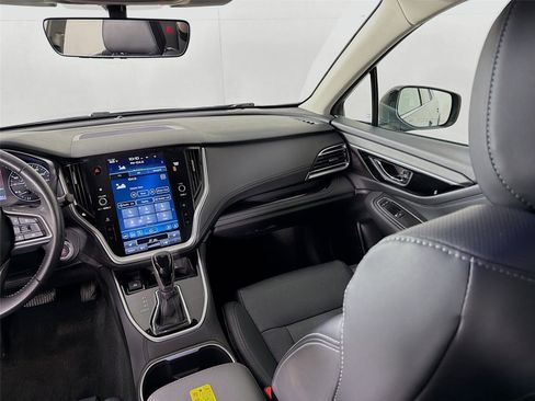 Used 2023 Subaru Outback Limited image 24