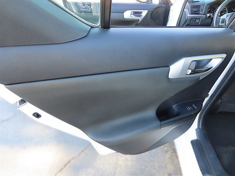 Used 2012 Lexus CT 200h Premium FWD image 25
