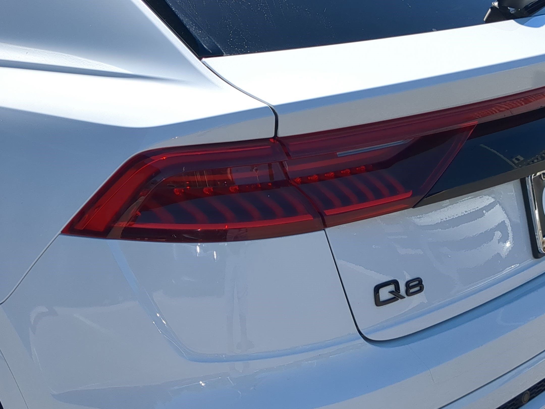 Used 2021 Audi Q8 Prestige AWD/4WD image 11