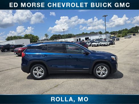 Certified 2020 GMC Terrain SLE w/ Driver Convenience Package FWD image 2