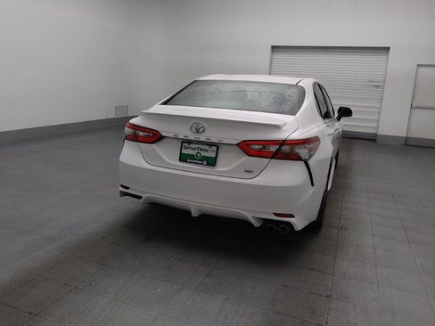 Used 2018 Toyota Camry SE FWD image 7