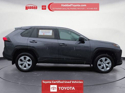 Certified 2024 Toyota RAV4 LE AWD/4WD image 7