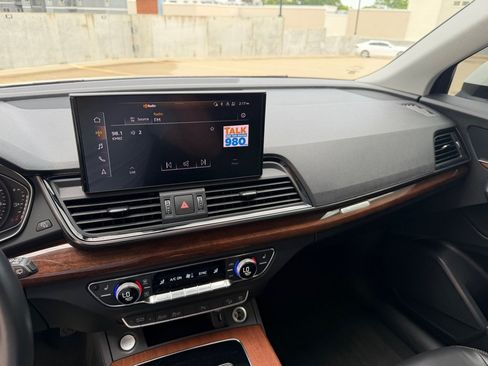 Used 2021 Audi Q5 2.0T Premium AWD/4WD image 16
