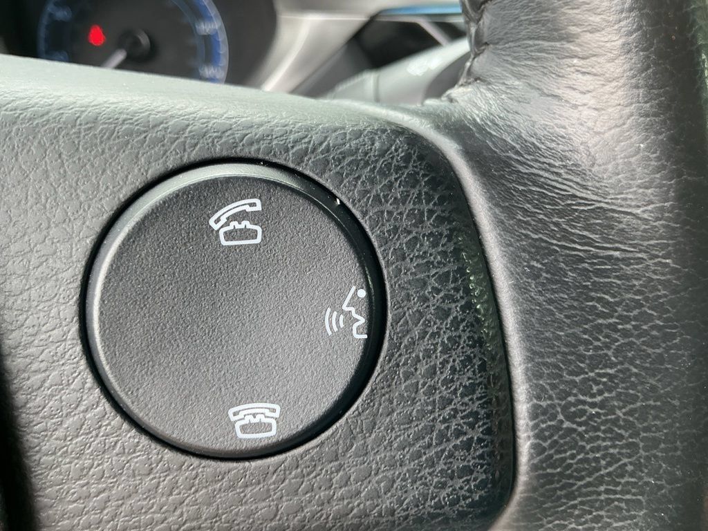Used 2015 Toyota Corolla S FWD image 21