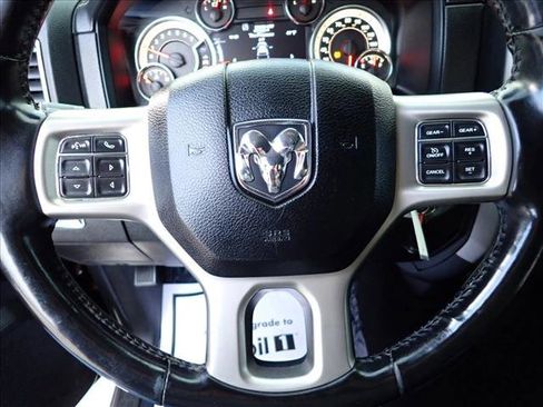 Used 2018 RAM 1500 Laramie image 16