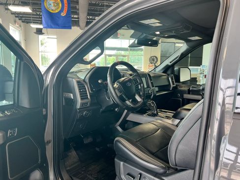 Used 2018 Ford F150 Raptor w/ Equipment Group 802A Luxury AWD/4WD image 12