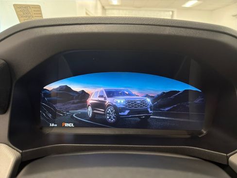 New 2026 Ford Explorer Active RWD image 17
