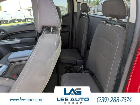 Used 2015 Chevrolet Colorado LT w/ LT Convenience Package image 12