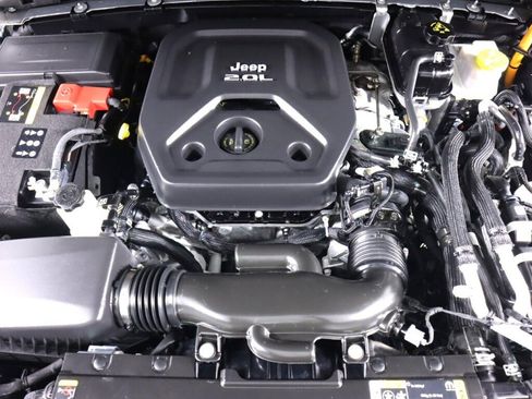 Used 2023 Jeep Wrangler Unlimited Sahara AWD/4WD image 45