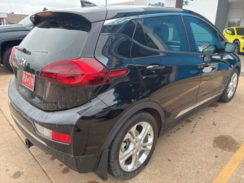 Used 2020 Chevrolet Bolt LT FWD image 6