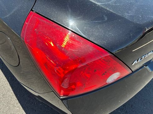 Used 2013 Nissan Altima 2.5 S w/ Premium Pkg FWD image 18