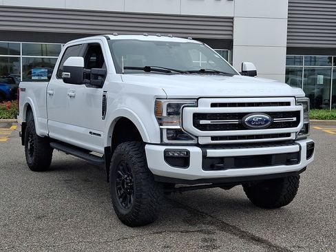 Certified 2022 Ford F350 Lariat w/ Tremor Off-Road Package AWD/4WD image 2
