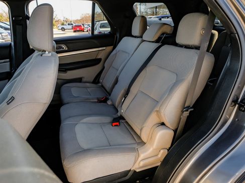 Used 2019 Ford Explorer XLT w/ Equipment Group 201A image 45