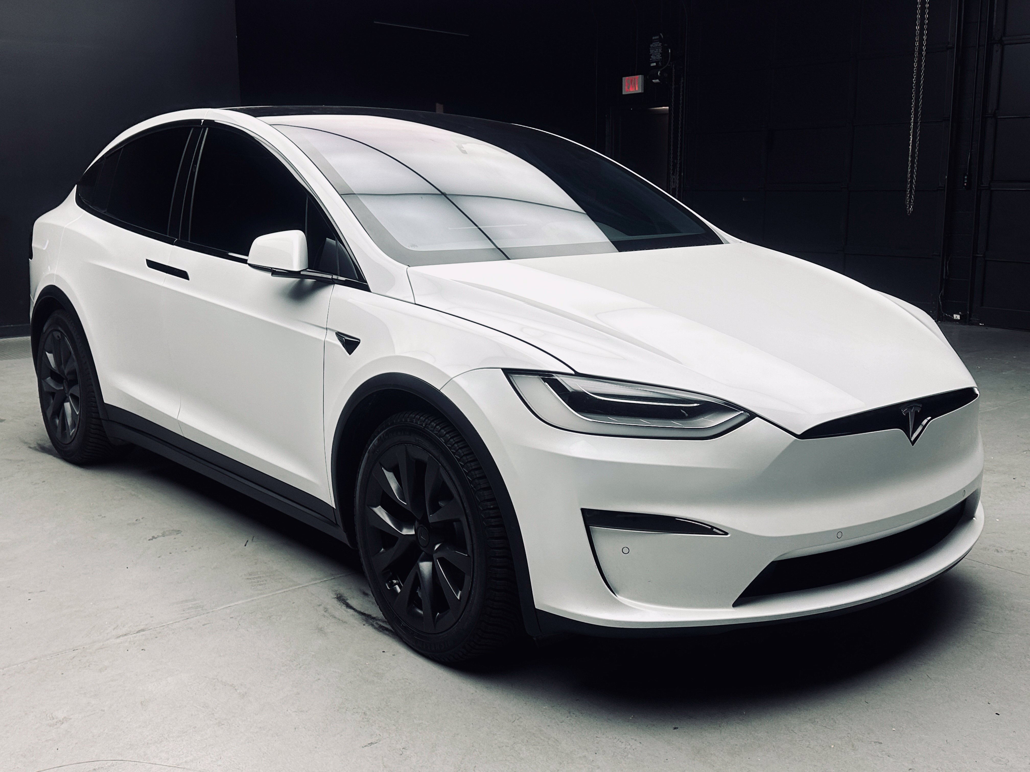 Used 2022 Tesla Model X Plaid AWD/4WD image 9