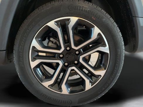 Used 2023 Jeep Compass Limited AWD/4WD image 45