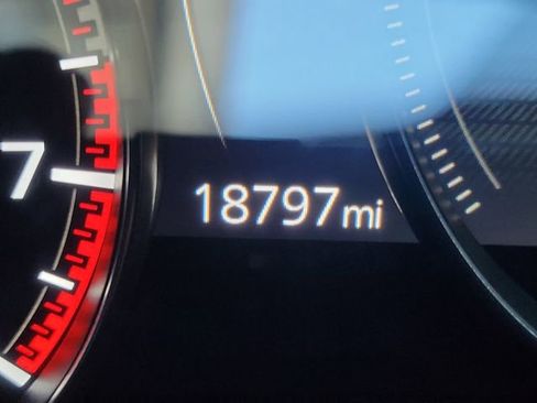 Used 2025 MAZDA CX-30 AWD 2.5 S w/ Preferred Package image 11