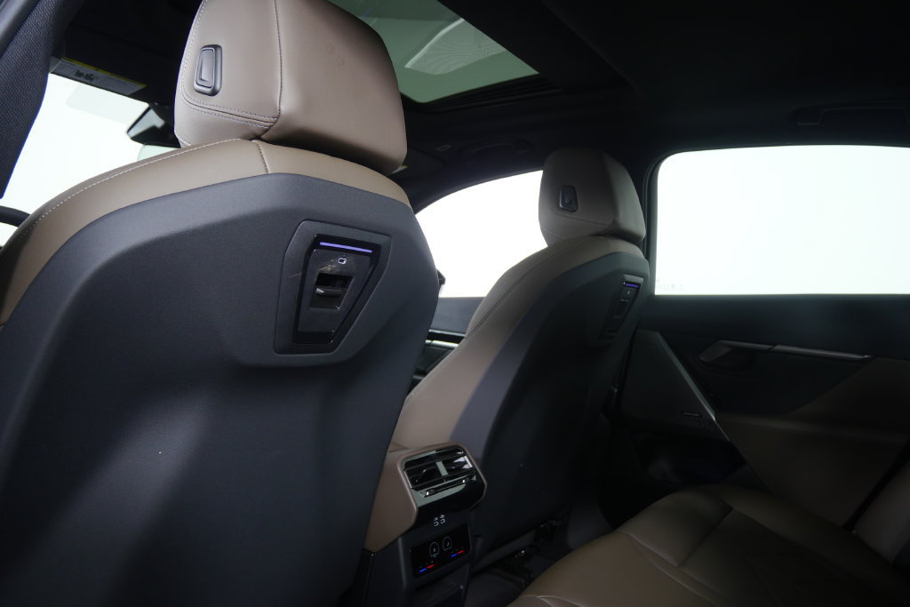 Certified 2026 BMW 530i RWD image 17
