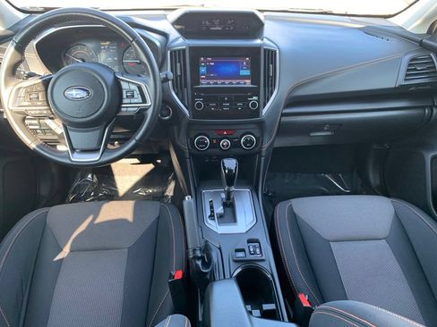Used 2021 Subaru Crosstrek 2.0i Premium w/ Moonroof Package AWD/4WD image 9