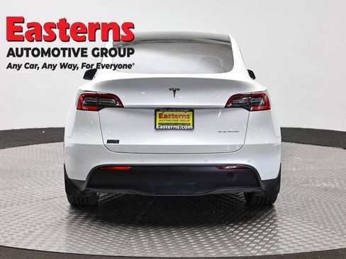 Used 2021 Tesla Model Y Long Range AWD/4WD image 6