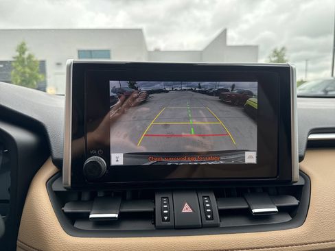 Used 2025 Toyota RAV4 XLE Premium FWD image 12