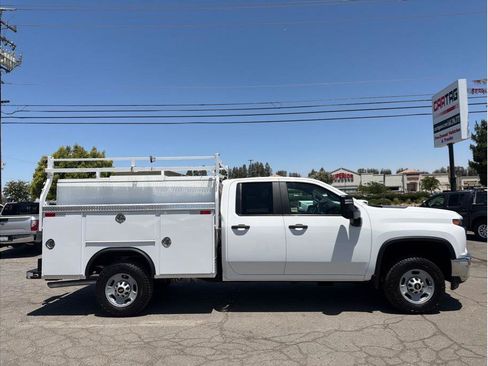 Used 2021 Chevrolet Silverado 2500 W/T w/ WT Convenience Package RWD image 4