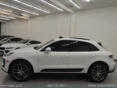 Used 2023 Porsche Macan AWD/4WD image 5