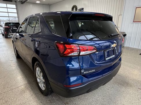 Used 2022 Chevrolet Equinox LS image 29