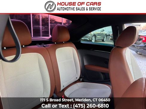 Used 2015 Volkswagen Beetle 1.8T Classic FWD image 22
