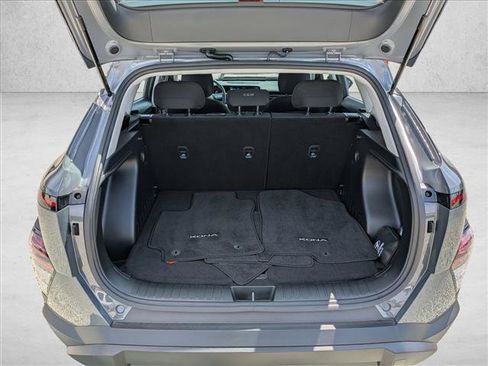 Certified 2025 Hyundai Kona SE FWD image 6